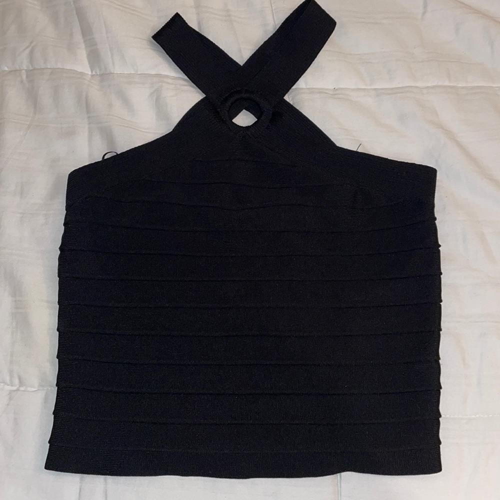 Ribbed O-Ring Crop Top